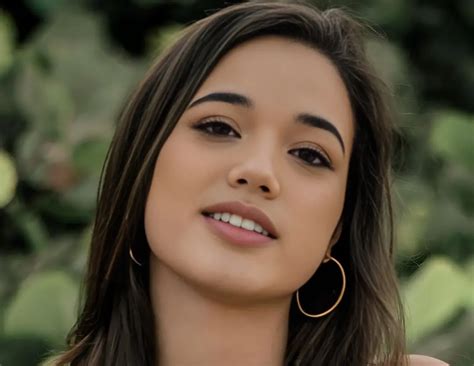 is sofia gomez onlyfans worth it|Sofia Gomez TikTok, Bio, Age, Boyfriend, Brooklynne, Net Worth